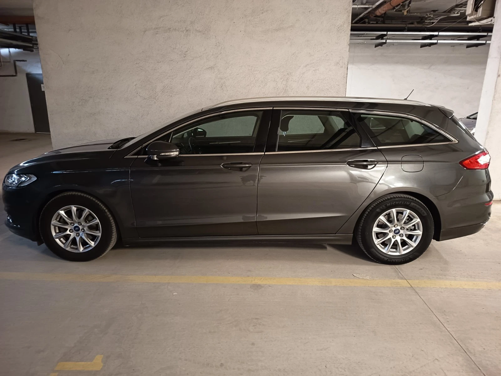 Ford Mondeo 2.0 Diesel 4x4 KEY LESS, снимка 2 - Автомобили и джипове - 54947297