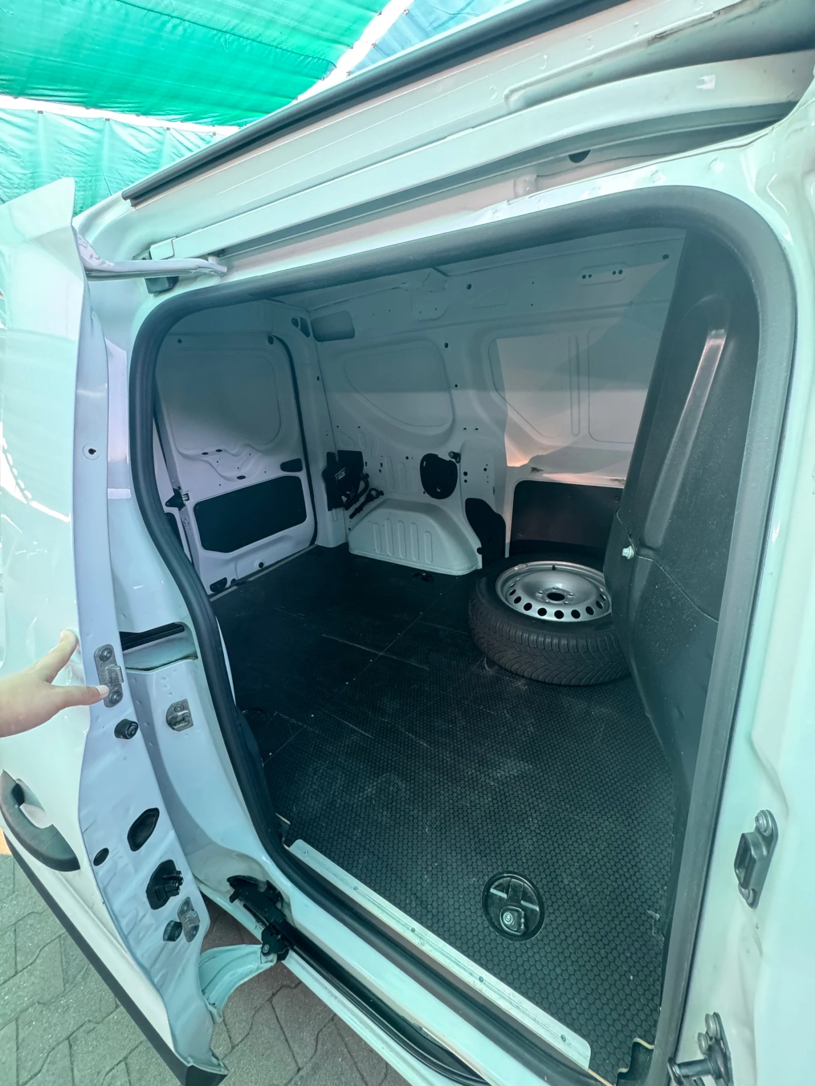 Renault Express 1.5 dCi 95 Euro 6 Comfort Airco, снимка 12 - Автомобили и джипове - 55624019
