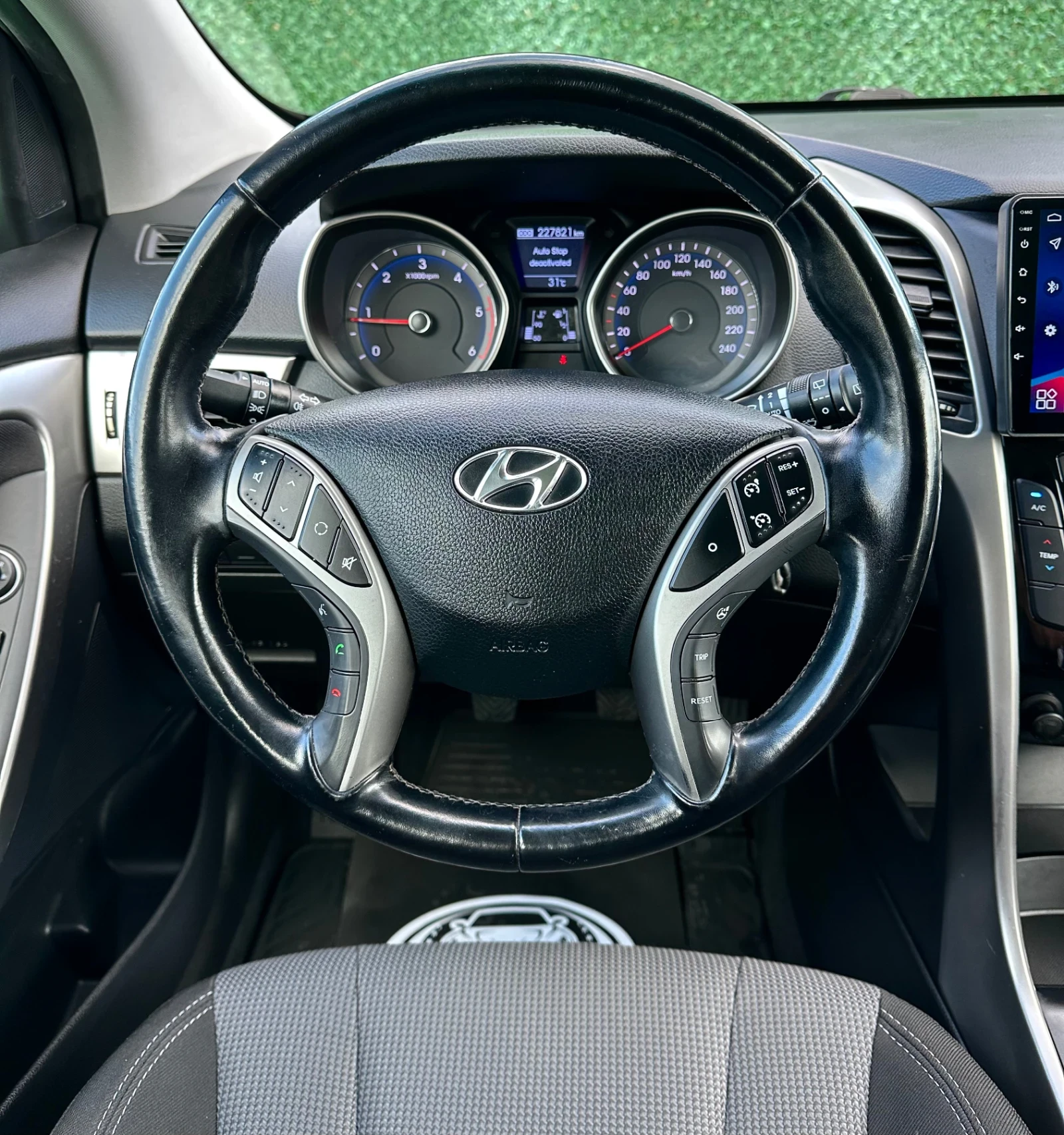 Hyundai I30 1.6 D 110ks KAMERA / ANDROID , снимка 16 - Автомобили и джипове - 55954989