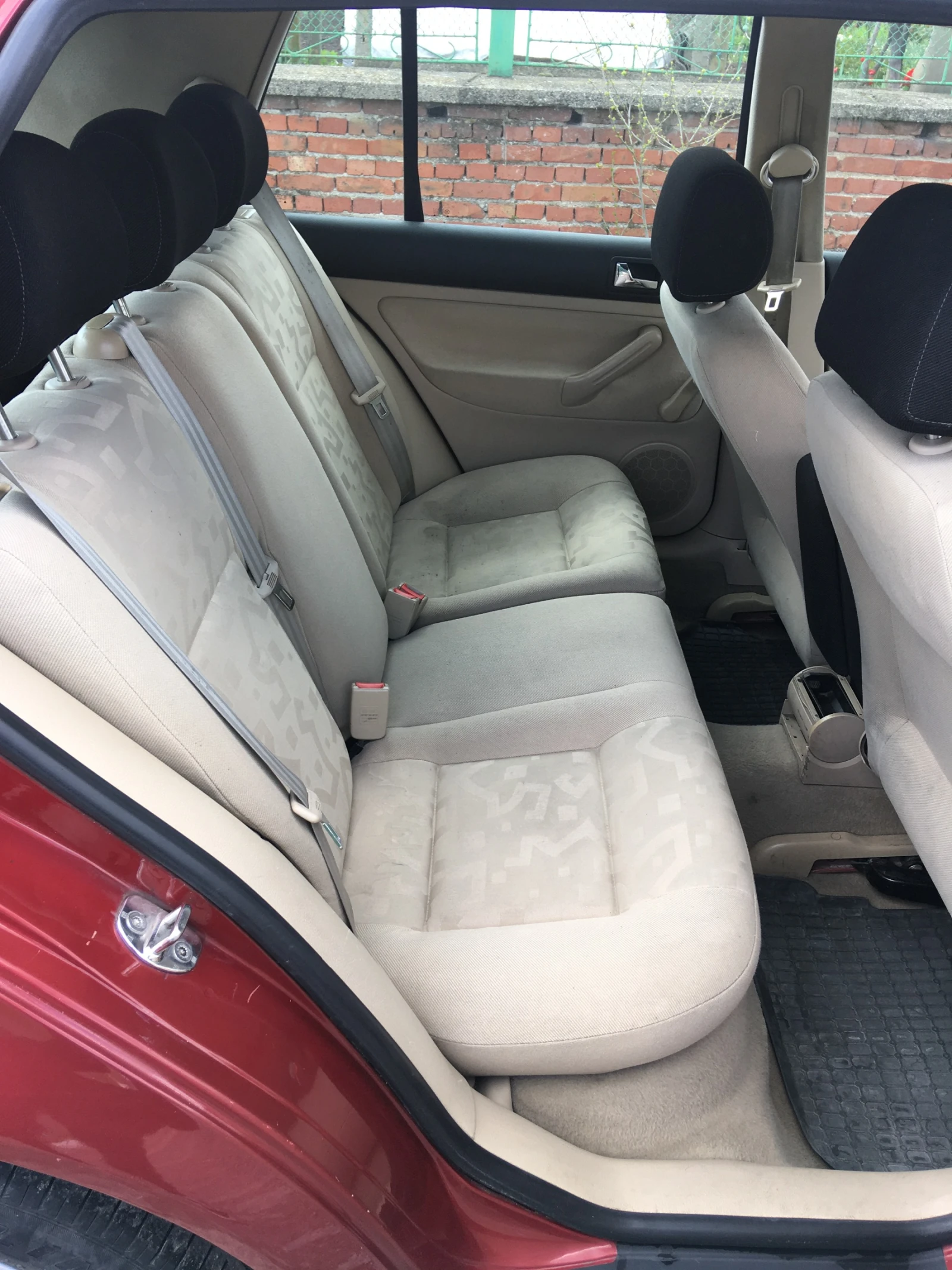 VW Golf 1.6 SR AUTOMATIC, снимка 16 - Автомобили и джипове - 55966153
