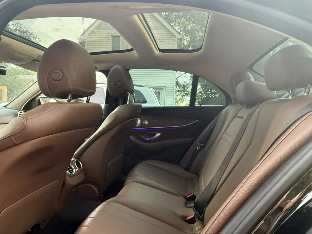 Mercedes-Benz E 300 2.0 4MATIC , снимка 13 - Автомобили и джипове - 56073786