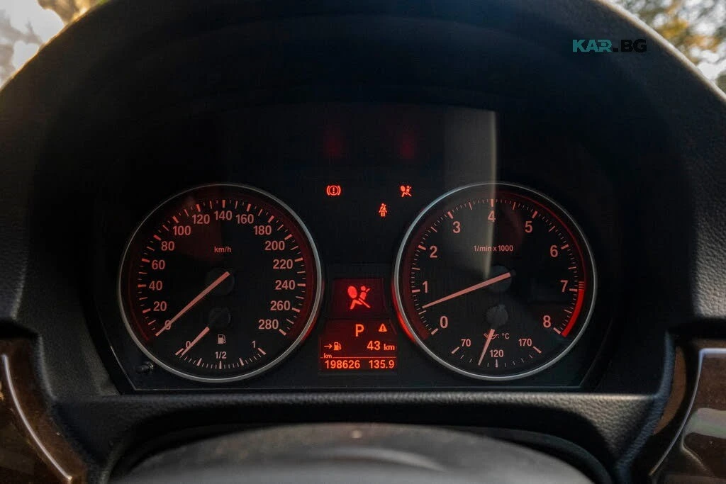 BMW 335 xDrive * Coupe * ���������� * (���� �� ��) | Mobile.bg � ����������� 15