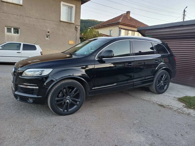 Audi Q7 3.0, снимка 1 - Автомобили и джипове - 47653991