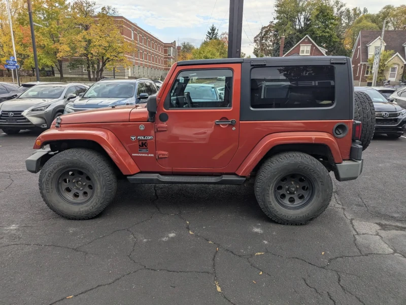 Jeep Wrangler X / 4х4 / КОЖЕН САЛОН / , снимка 4 - Автомобили и джипове - 52470152