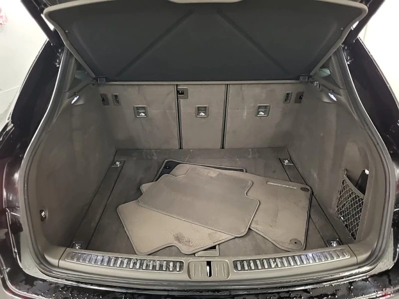 Porsche Macan 2021 AWD * CARFAX * БЕЗ ПЪРВОНАЧАЛНА ВНОСКА, снимка 17 - Автомобили и джипове - 52879704