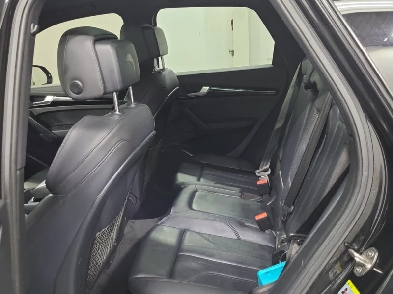 Audi Q5 S LINE* Progressiv * CARFAX * ФИНАНСИРАНЕ, снимка 12 - Автомобили и джипове - 53052054