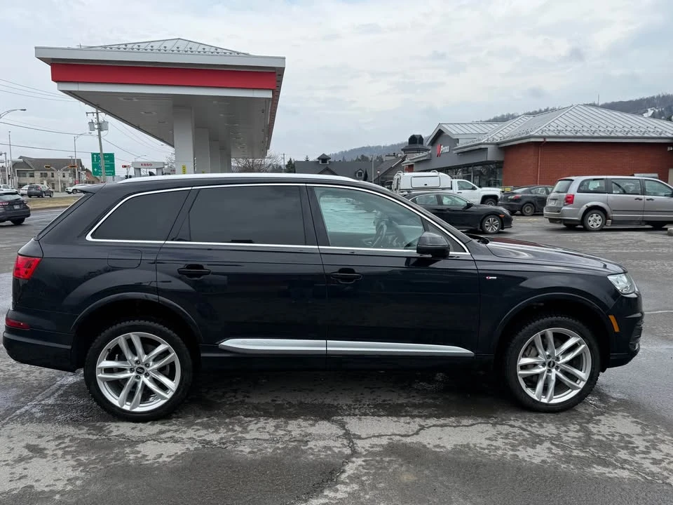 Audi Q7 * TECHNIK * * S-Line * * AвтоКредит * (ЦЕНА ДО БГ) - изображение 6
