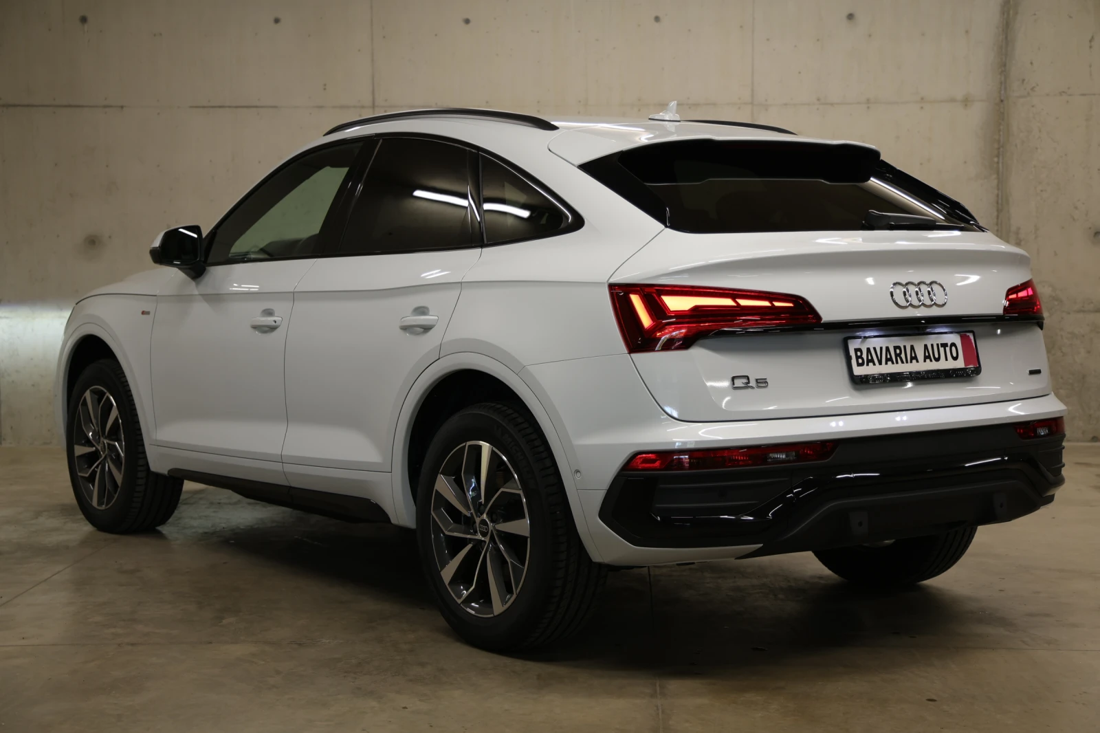 Audi Q5 40 TDI Sport Back Quattro S Line - изображение 2