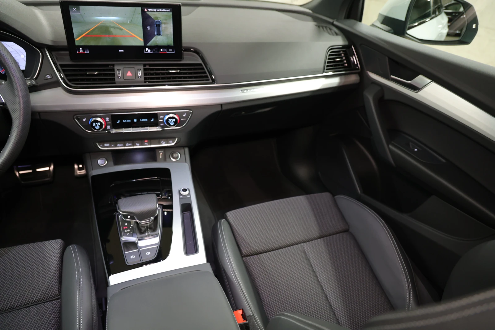 Audi Q5 40 TDI Sport Back Quattro S Line - изображение 10