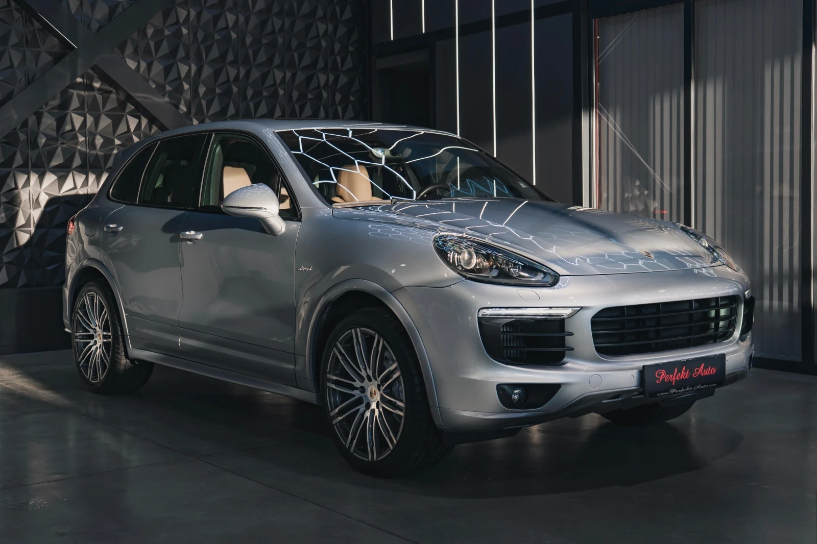 Porsche Cayenne 3.0 V6 TDI * FACELIFT * GTS * BOSE *  *  | Mobile.bg   1