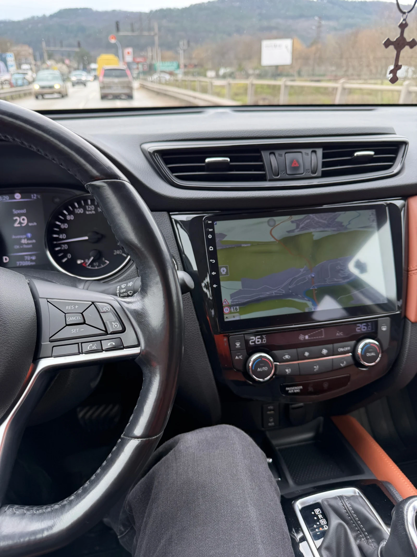 Nissan X-trail Джип, снимка 13 - Автомобили и джипове - 54128028