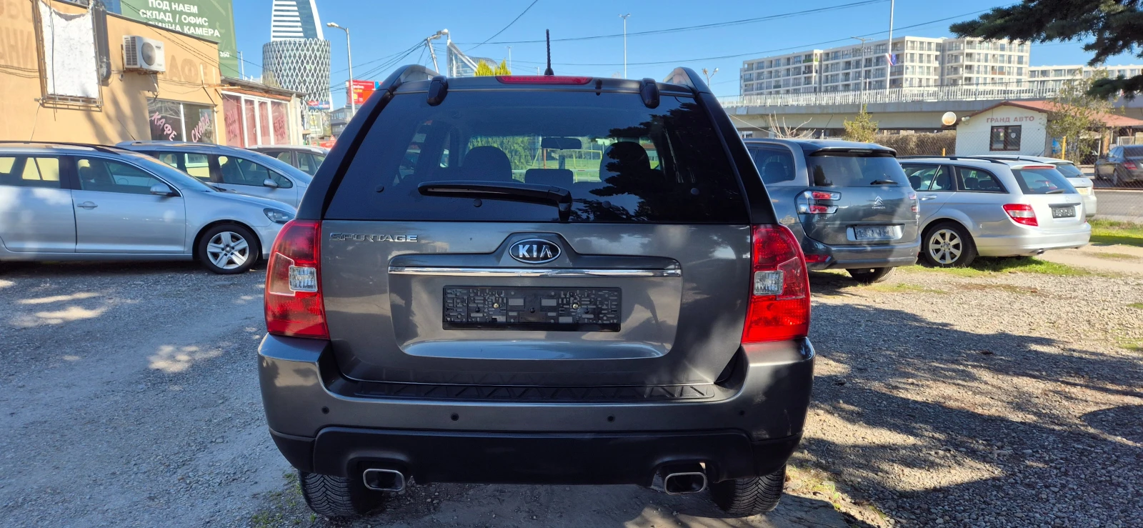 Kia Sportage 2.0i 107000км!!!, снимка 6 - Автомобили и джипове - 54128344