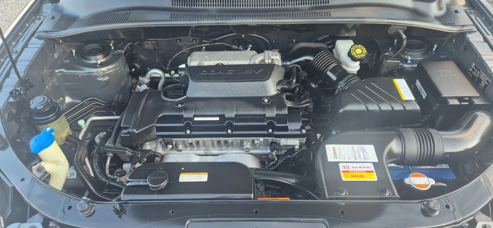 Kia Sportage 2.0i 107000км!!!, снимка 17 - Автомобили и джипове - 54128344