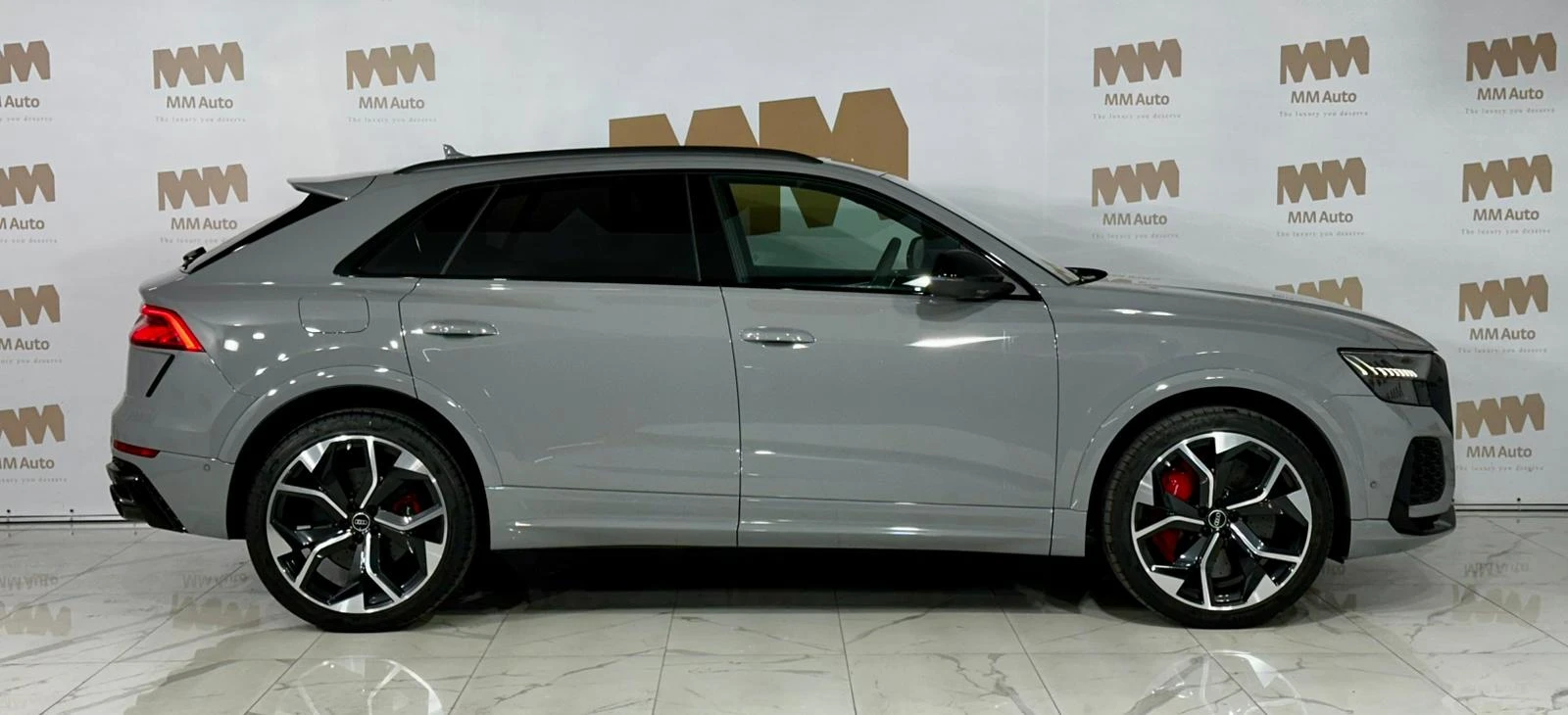 Audi RSQ8 QUATTRO* HuD* PANO* B&O* MATRIX , снимка 5 - Автомобили и джипове - 54144798