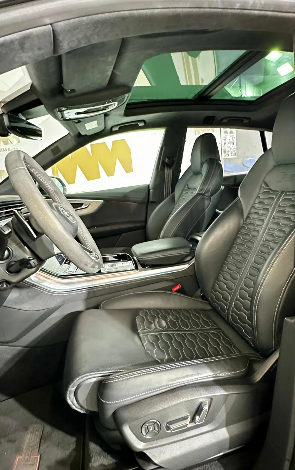 Audi RSQ8 QUATTRO* HuD* PANO* B&O* MATRIX , снимка 7 - Автомобили и джипове - 54144798