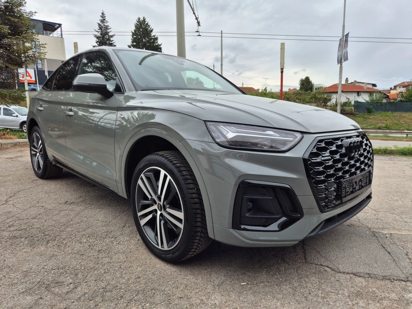 Audi Q5 40TDI* QUATTRO* S-LINE* DISTRONIC* CARPLAY* LED, снимка 5 - Автомобили и джипове - 55749397