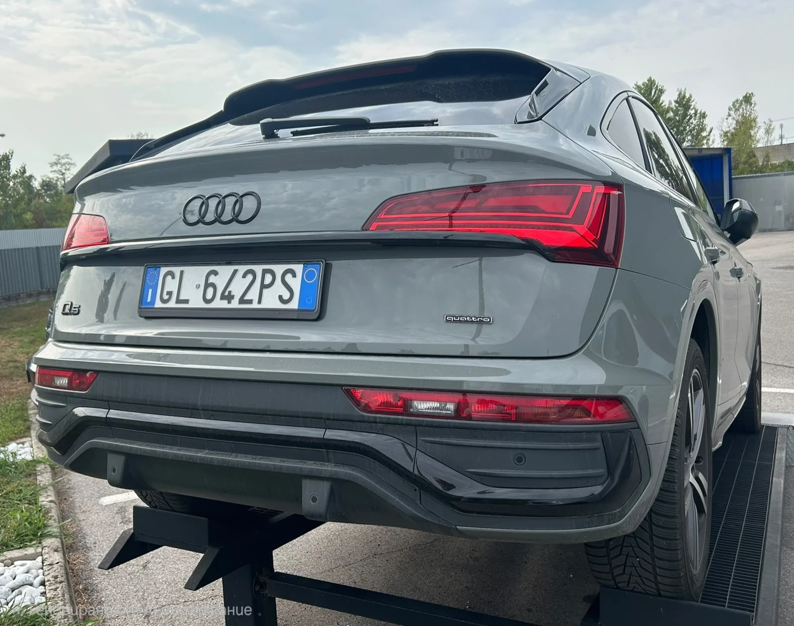 Audi Q5 40TDI* 204KC* QUATTRO* SPORTB* S-LINE* DIST* DIGIT, снимка 5 - Автомобили и джипове - 55749397