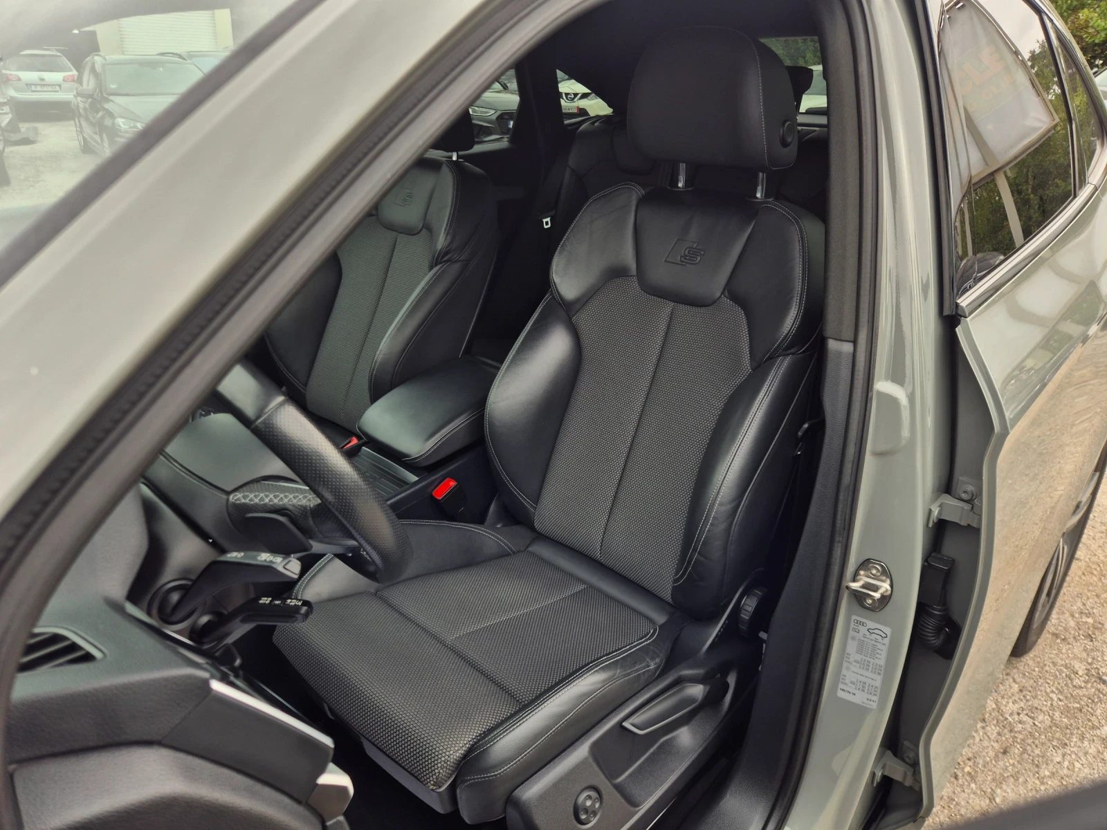 Audi Q5 40TDI* QUATTRO* S-LINE* DISTRONIC* CARPLAY* LED, снимка 9 - Автомобили и джипове - 55749397