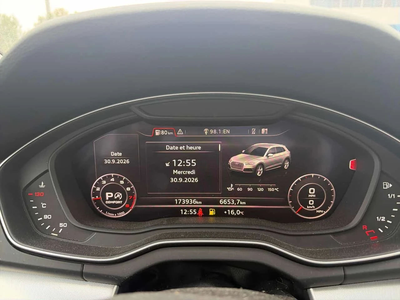Audi Q5 TECHNIK QUATTRO * MATRIX* DIGITAL* 360 КАМЕРА* , снимка 8 - Автомобили и джипове - 56326175