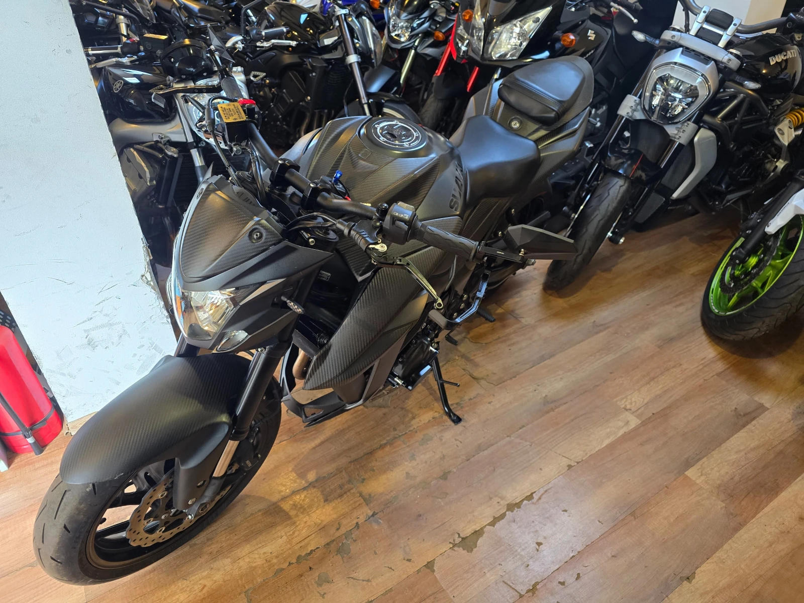 Suzuki Gsx -S 750 EVO Carbon 2021 - изображение 9