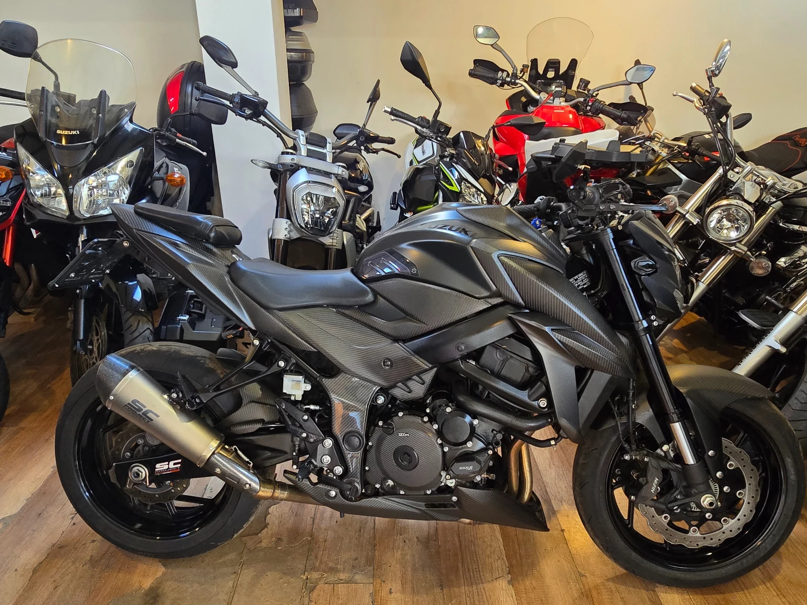 Suzuki Gsx -S 750 EVO Carbon 2021 - изображение 3