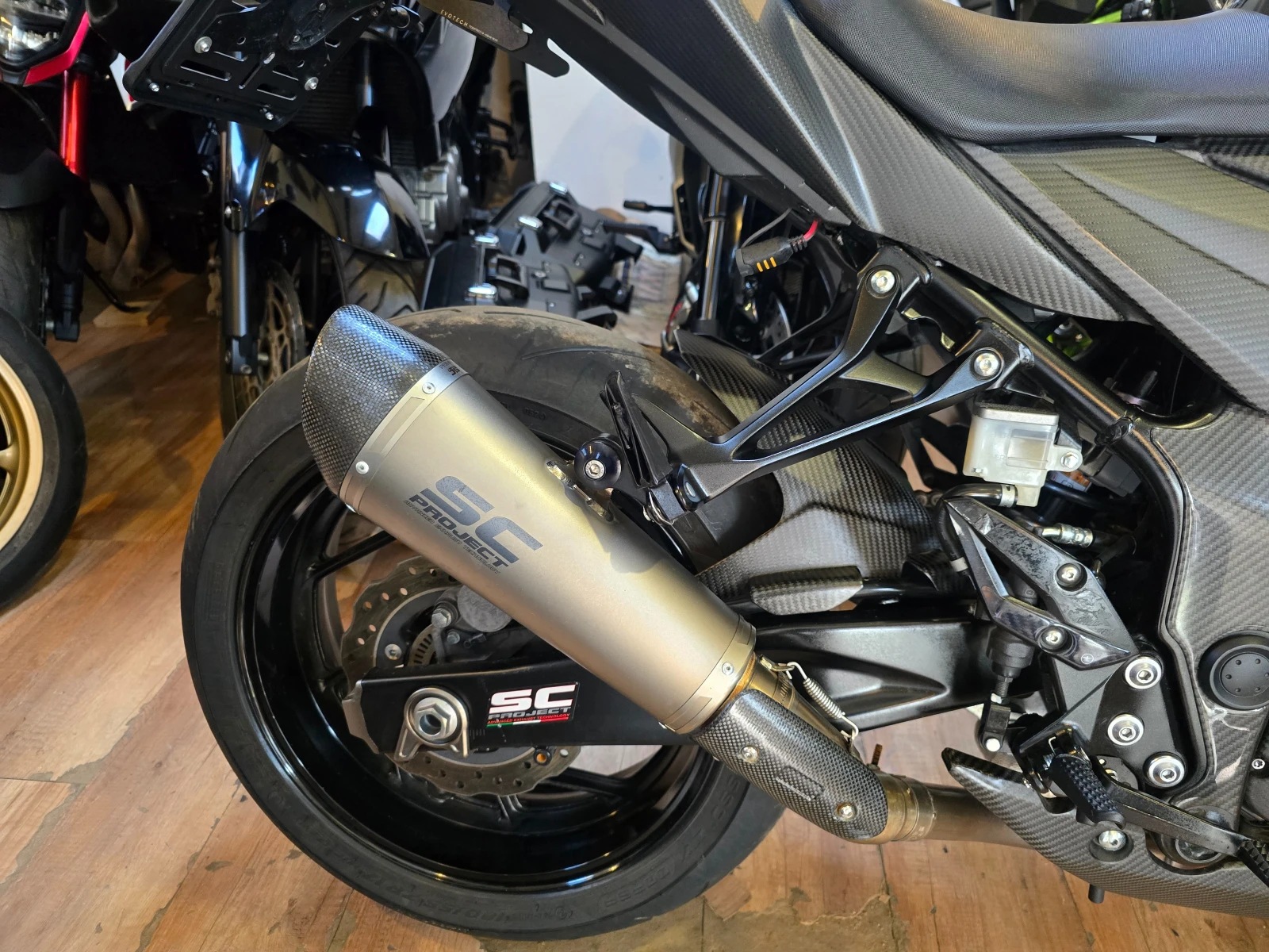 Suzuki Gsx -S 750 EVO Carbon 2021 - изображение 8