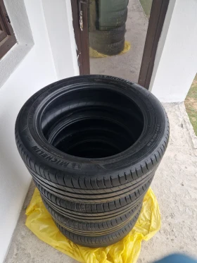 Гуми Летни 225/50R18, снимка 3 - Гуми и джанти - 52503257