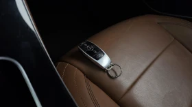 Mercedes-Benz E 300 AMG* DIGITAL* ПАМЕТ* КАМЕРА* HEADUP* PANO, снимка 7