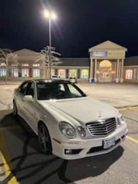 Mercedes-Benz E 63 AMG * 6.2L * CARFAX * ЦЕНА ДО БГ, снимка 3