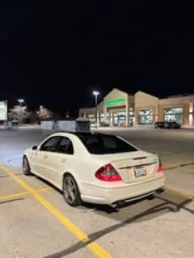 Mercedes-Benz E 63 AMG * 6.2L * CARFAX * ЦЕНА ДО БГ, снимка 7
