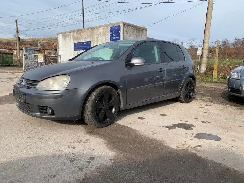 VW Golf 2.0 FSI, снимка 2 - Автомобили и джипове - 39353991