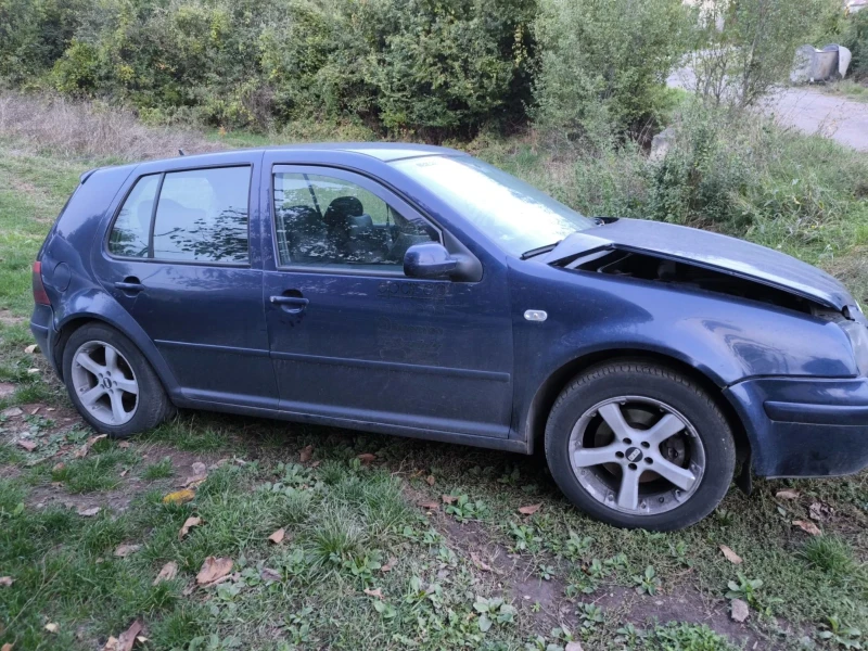 VW Golf, снимка 10 - Автомобили и джипове - 47583453