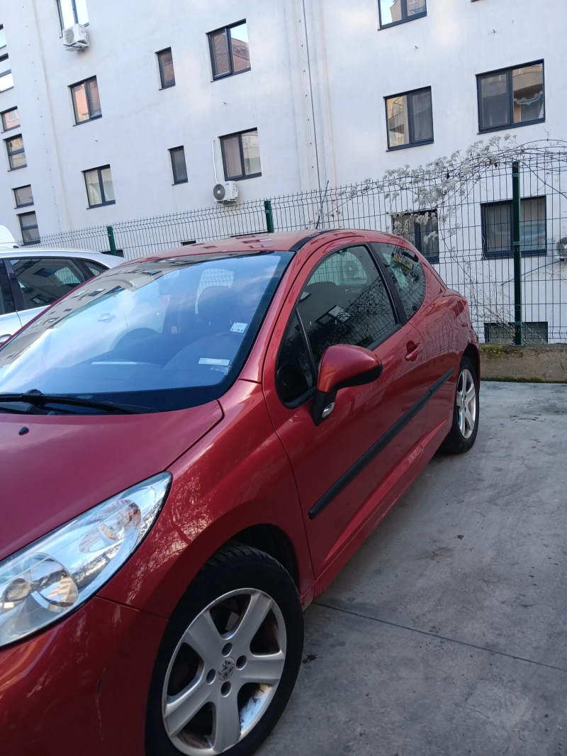 Peugeot 207, снимка 1 - Автомобили и джипове - 48575396