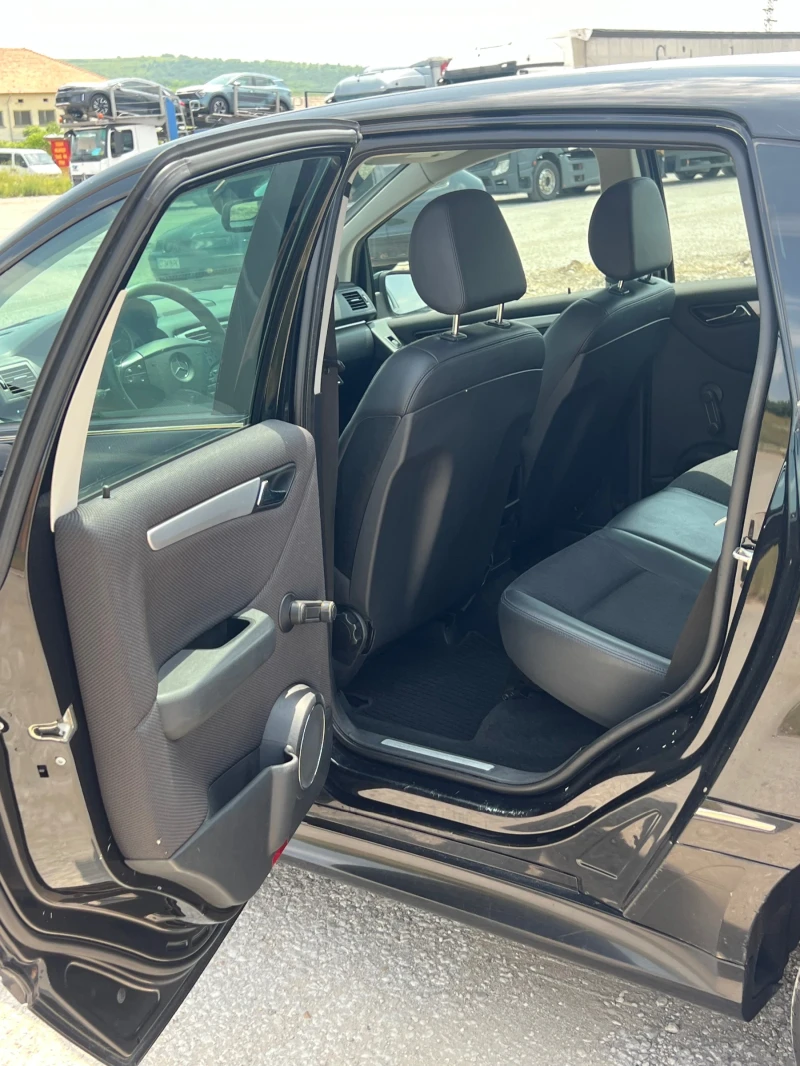 Mercedes-Benz B 180 NGT/Метан/Бензин, снимка 8 - Автомобили и джипове - 52097185