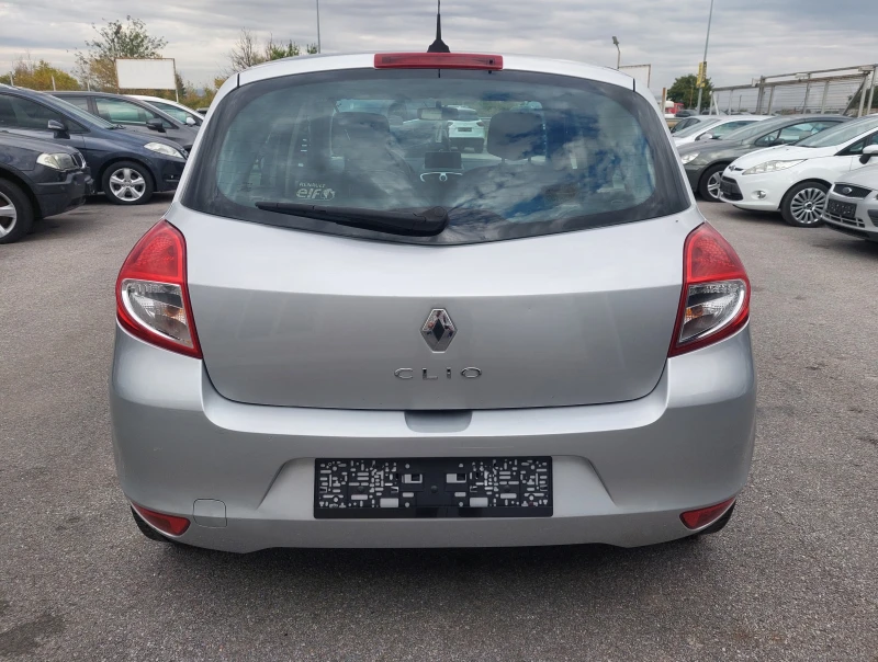 Renault Clio 1.5DCI EU5 НАВИ, снимка 3 - Автомобили и джипове - 51955635