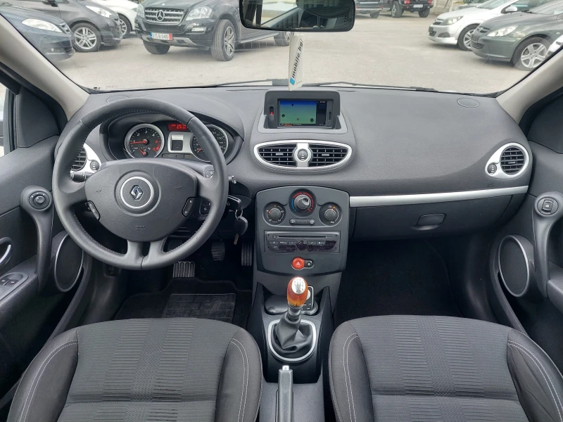 Renault Clio 1.5DCI EU5 НАВИ, снимка 12 - Автомобили и джипове - 51955635