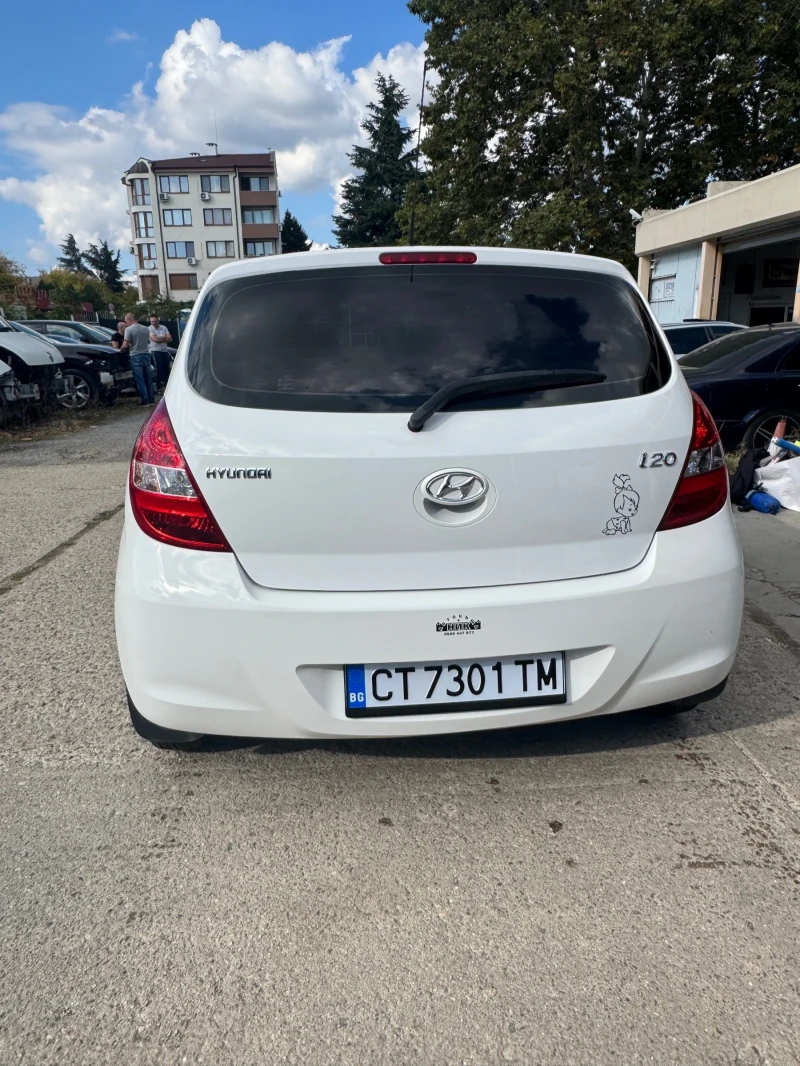 Hyundai I20, снимка 3 - Автомобили и джипове - 52084820