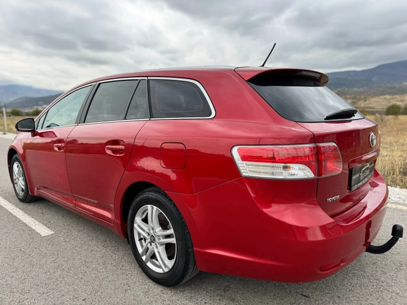 Toyota Avensis 1.8 VVT-i 147к.с / PODGREV / TEMPOMAT, снимка 8 - Автомобили и джипове - 52091421