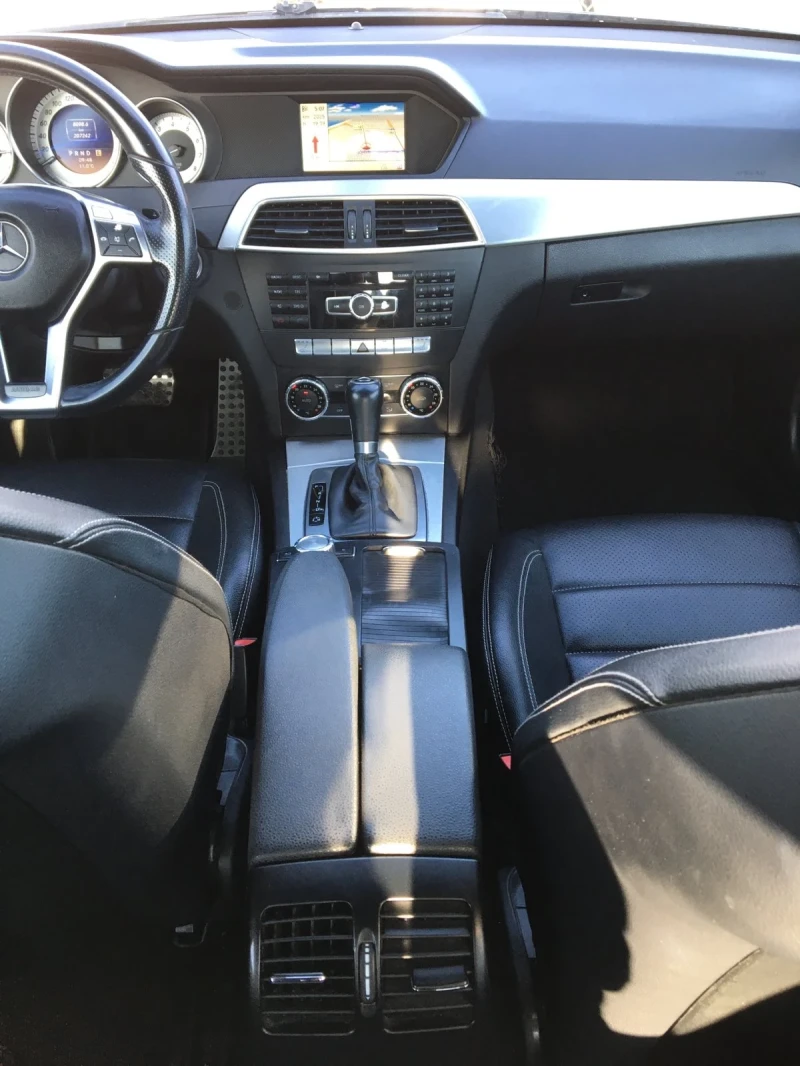 Mercedes-Benz C 180 AMG Automat 7G, снимка 10 - Автомобили и джипове - 52324975
