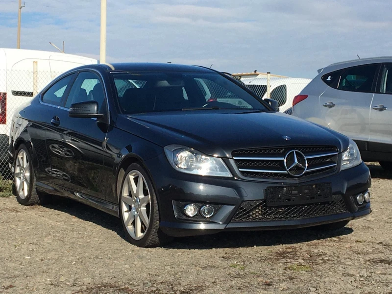 Mercedes-Benz C 180 AMG Automat 7G, снимка 3 - Автомобили и джипове - 52324975
