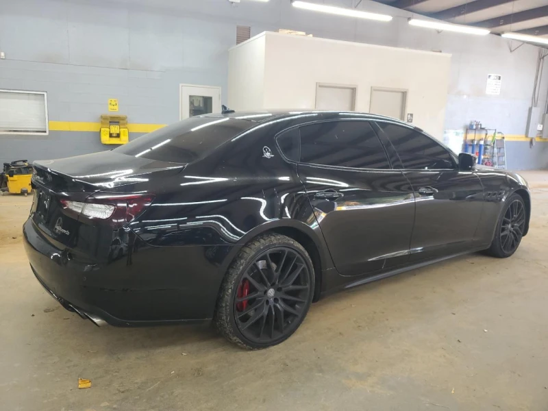 Maserati Quattroporte  3.0L 6/ПАНОР./ОБДУХВ./КОЖА, снимка 4 - Автомобили и джипове - 52420569