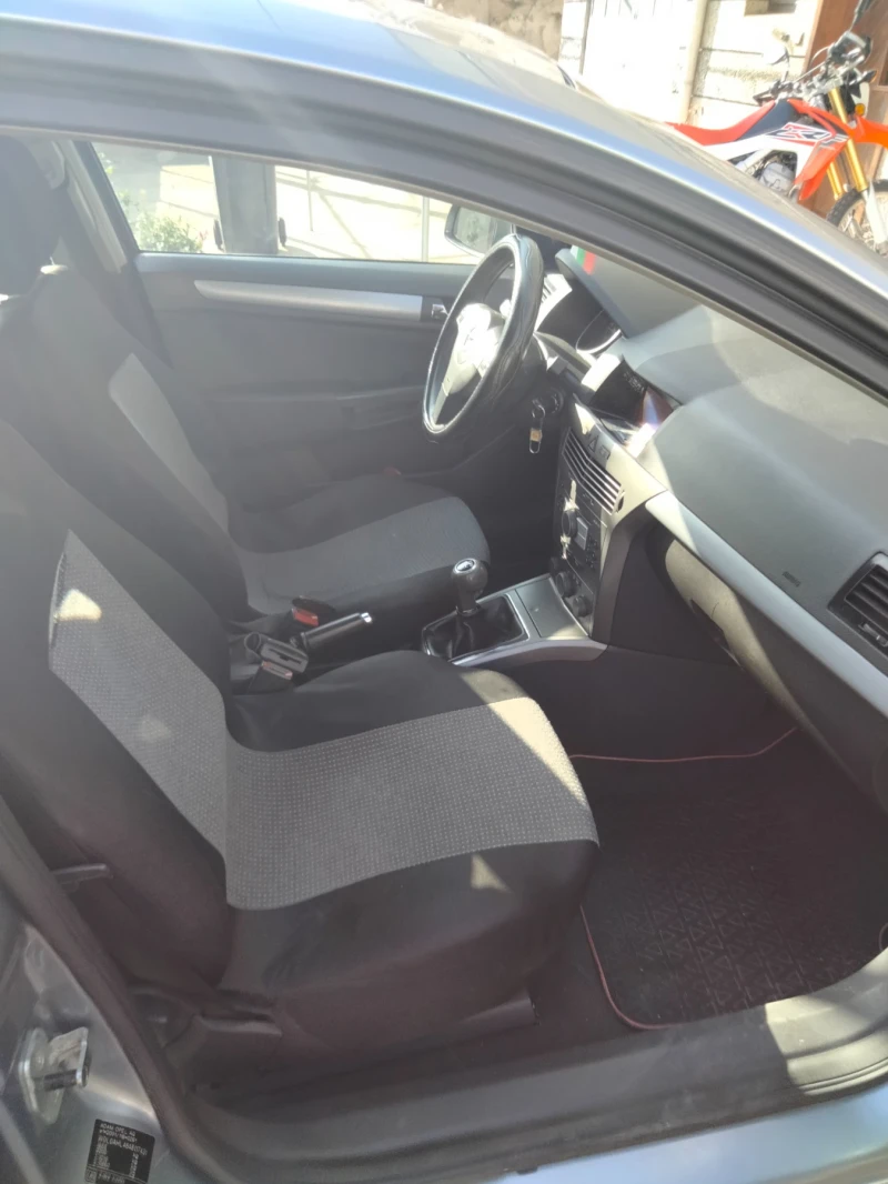 Opel Astra, снимка 4 - Автомобили и джипове - 52500834