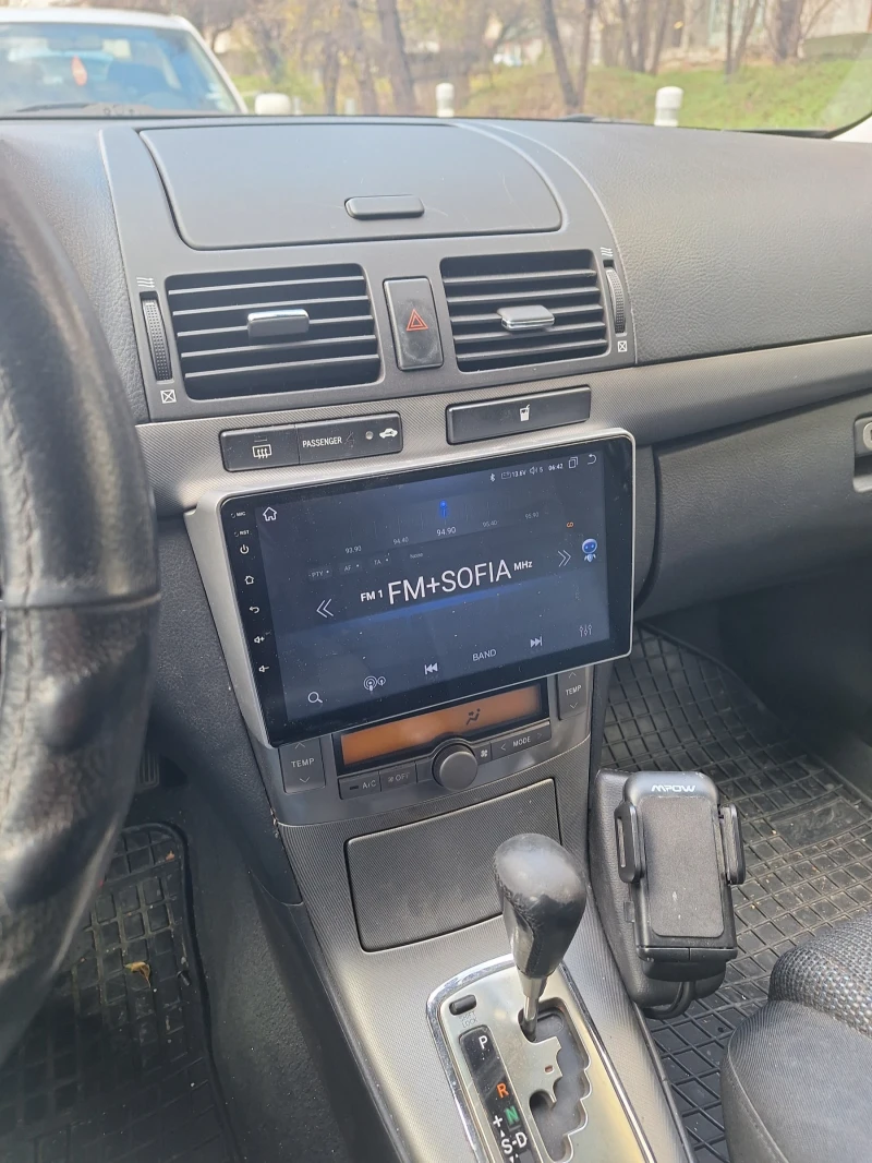 Toyota Avensis, снимка 6 - Автомобили и джипове - 52512693