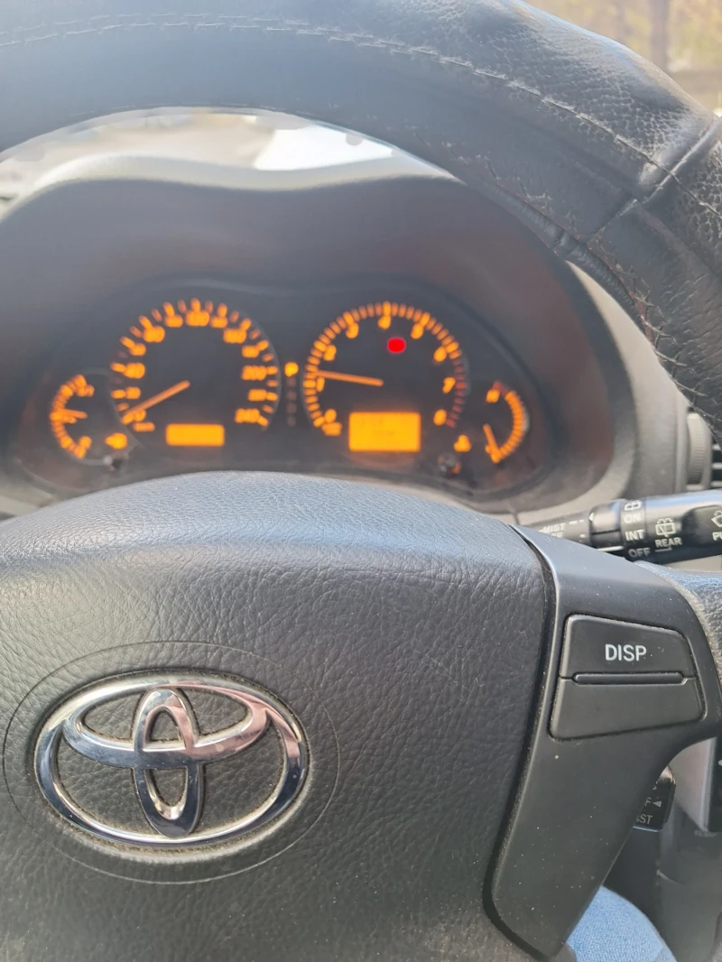 Toyota Avensis, снимка 5 - Автомобили и джипове - 52512693