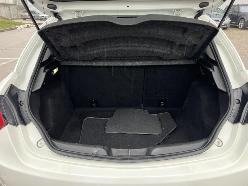 Alfa Romeo Giulietta 1.6, 105к.с., снимка 6 - Автомобили и джипове - 53254283