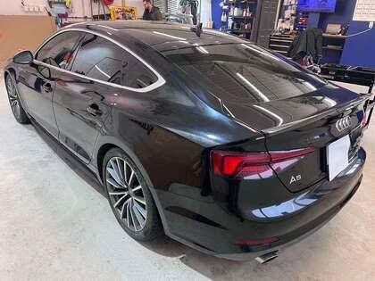 Audi A5 2.0T Technik* S-Line* B & O* DIGITAL* DISTRONIC* , снимка 5 - Автомобили и джипове - 53912435