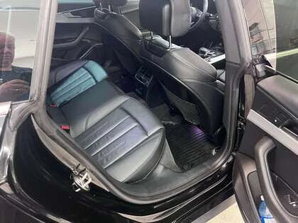 Audi A5 2.0T Technik* S-Line* B & O* DIGITAL* DISTRONIC* , снимка 13 - Автомобили и джипове - 53912435