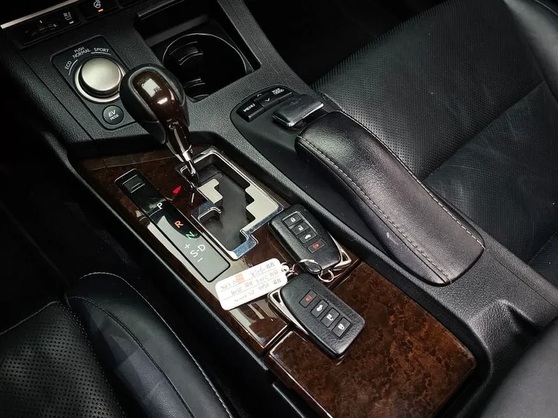 Lexus ES 300 Supreme XV60 Хибрид, снимка 8 - Автомобили и джипове - 55523689