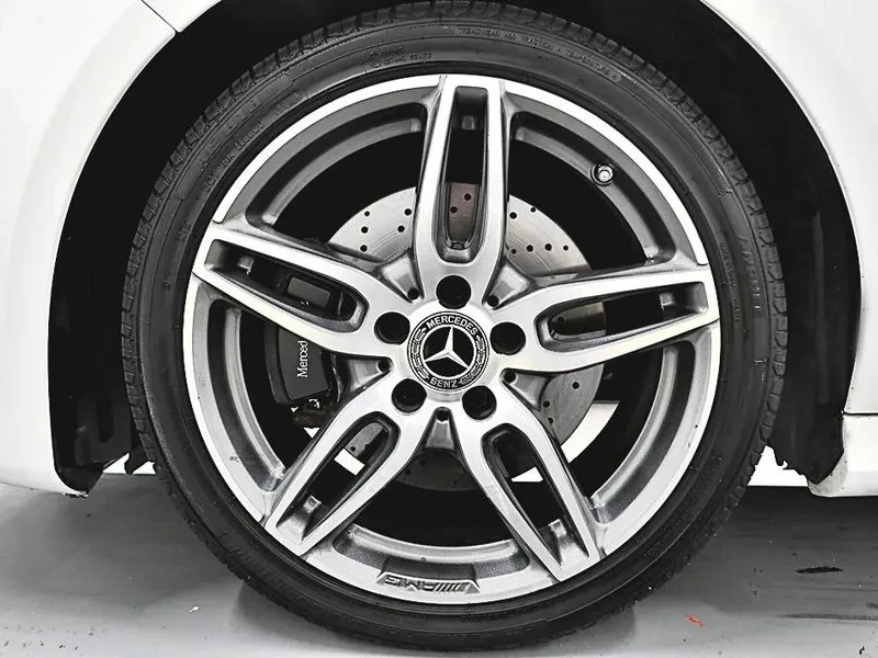 Mercedes-Benz CLA 220 Amg Line, снимка 5 - Автомобили и джипове - 56072123