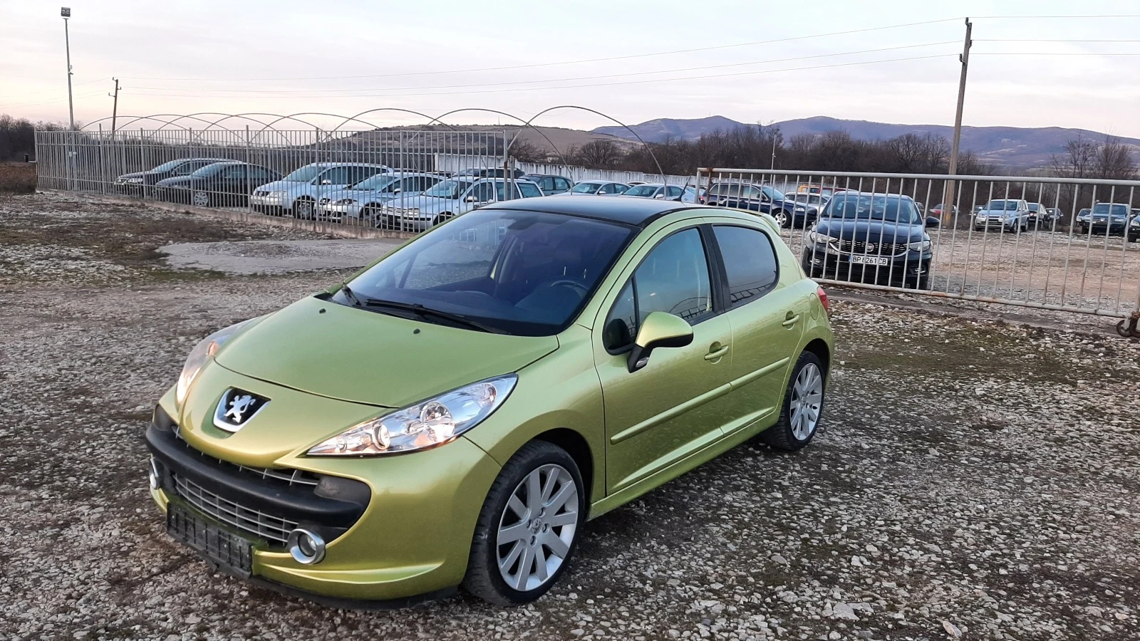 Peugeot 207 1.6T, снимка 1
